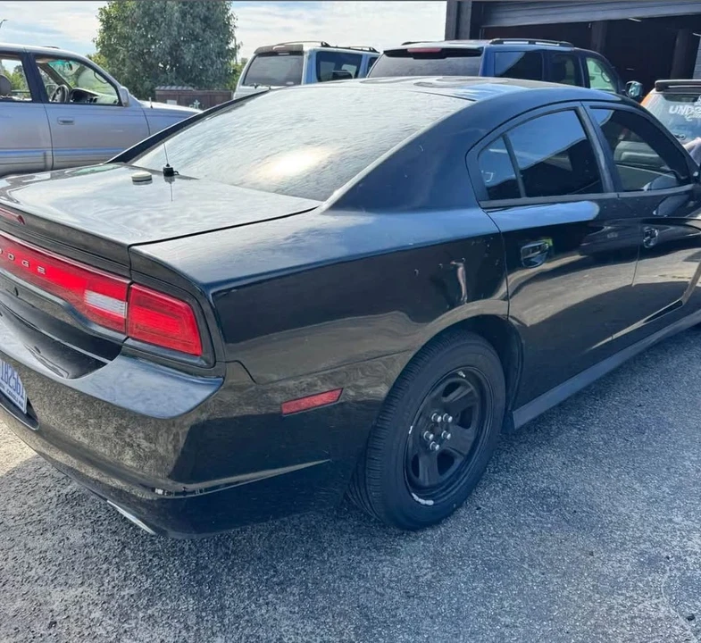 2013 Dodge Charger 7th Gen - Image 2 of 3