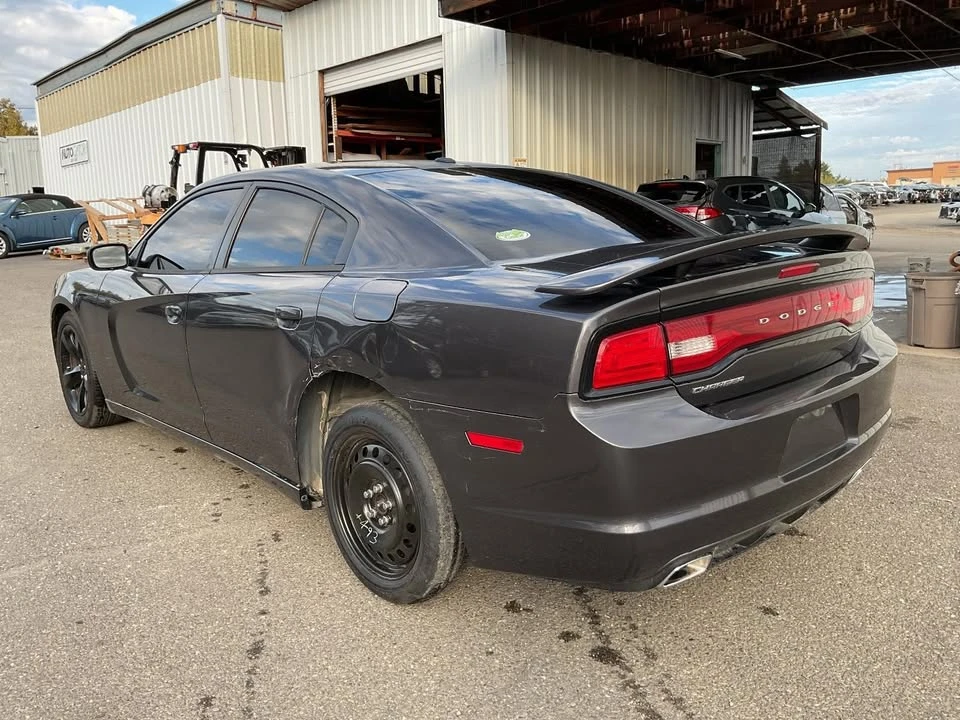 2013 Dodge Charger 7th Gen - Image 3 of 12