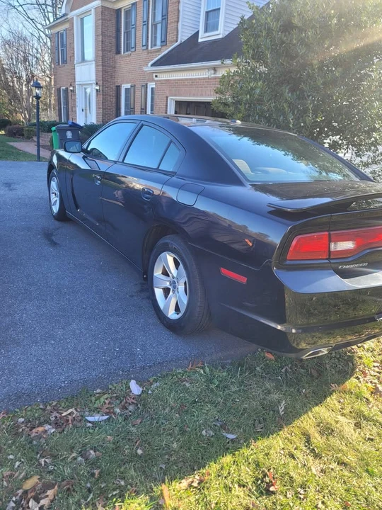 2013 Dodge Charger 7th Gen - Image 4 of 6