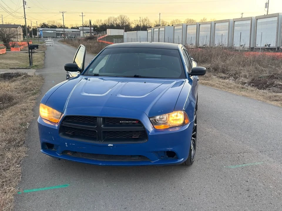 2013 Dodge Charger 7th Gen - Image 2 of 7