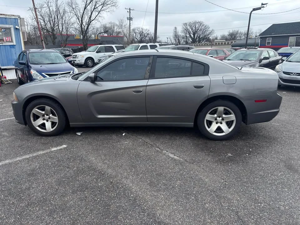 2013 Dodge Charger 7th Gen - Image 7 of 10