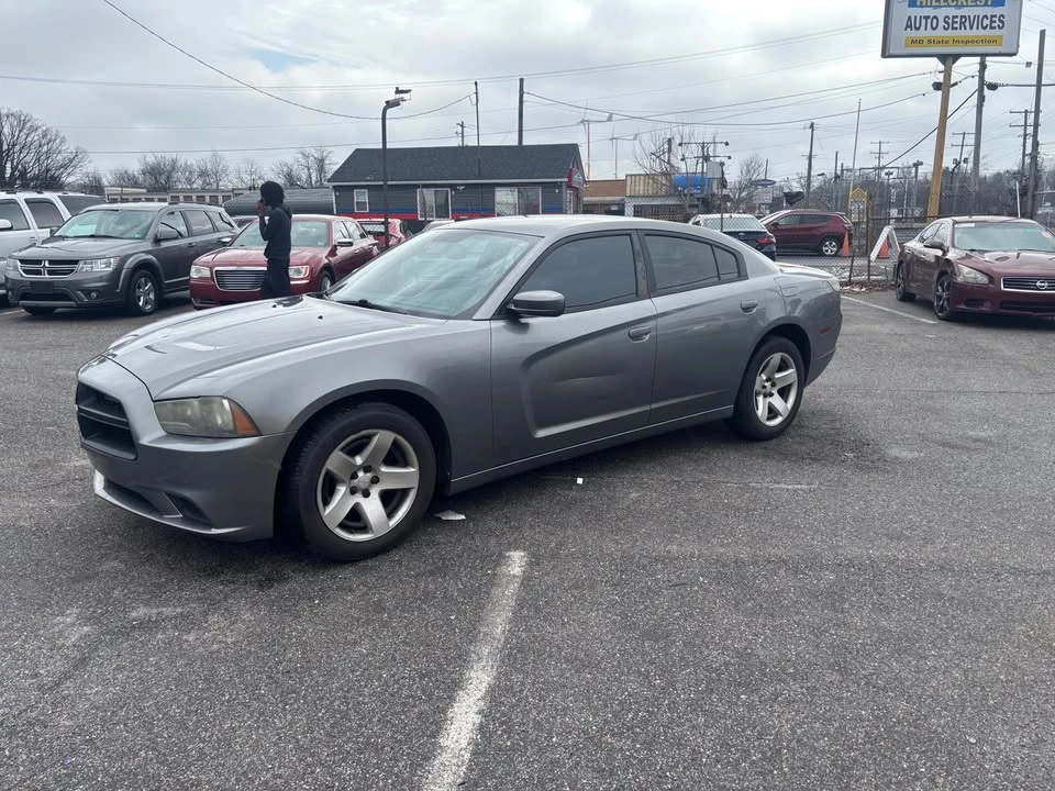 2013 Dodge Charger 7th Gen - Image 8 of 10