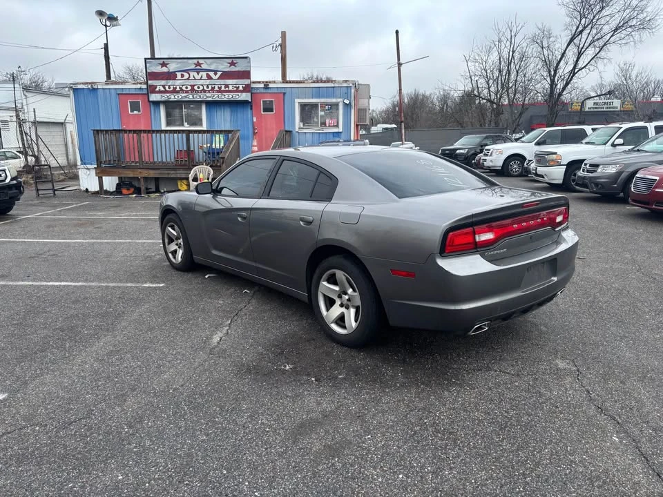 2013 Dodge Charger 7th Gen - Image 6 of 10