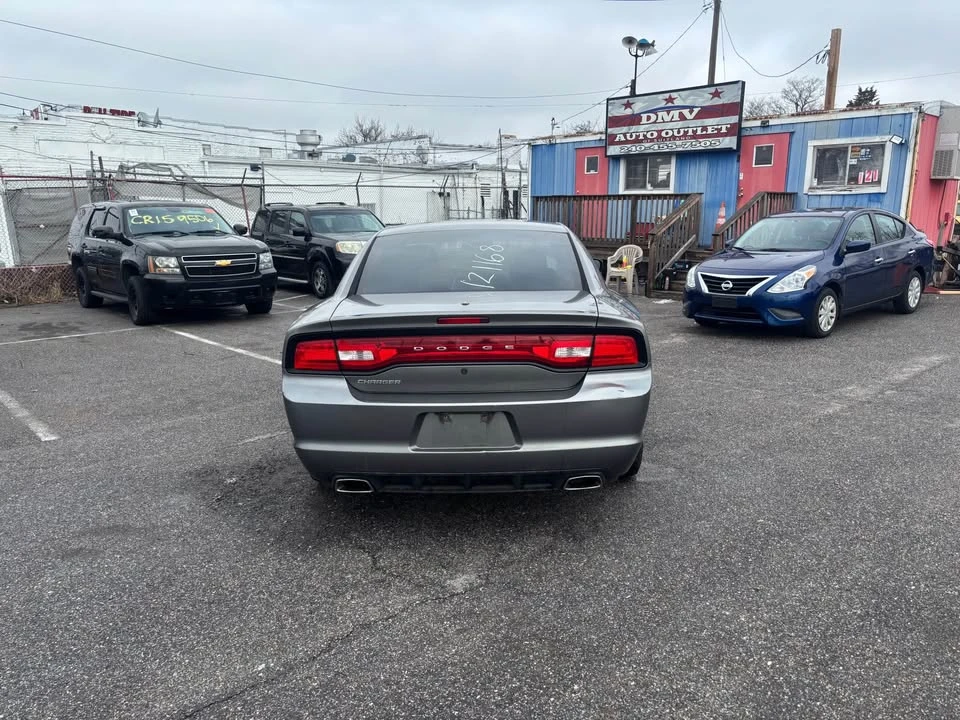 2013 Dodge Charger 7th Gen - Image 5 of 10
