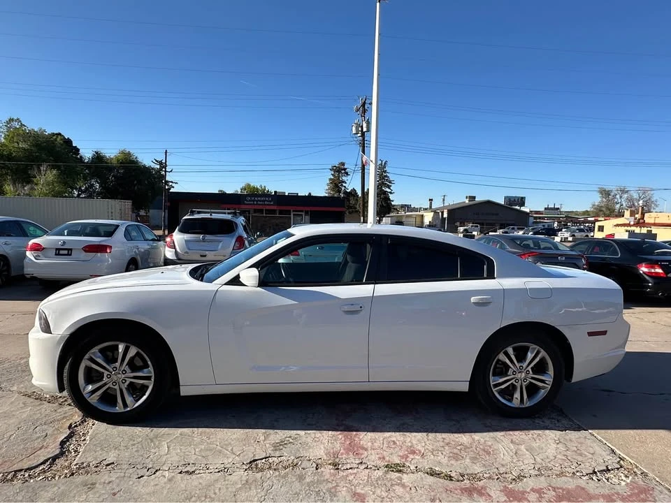 2013 Dodge Charger 7th Gen - Image 4 of 20
