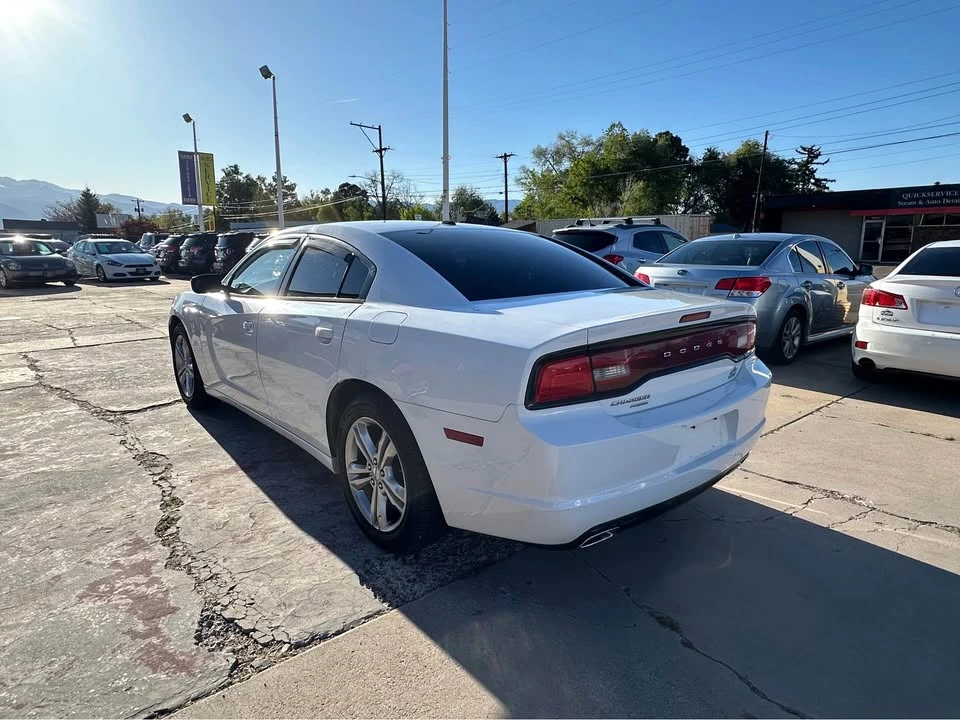 2013 Dodge Charger 7th Gen - Image 5 of 20