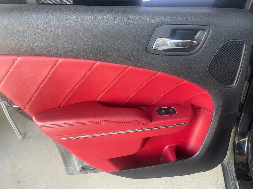 2013 Dodge Charger 7th Gen - Image 15 of 20
