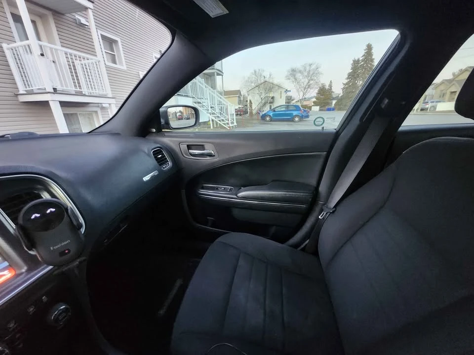 2013 Dodge Charger 7th Gen - Image 8 of 10