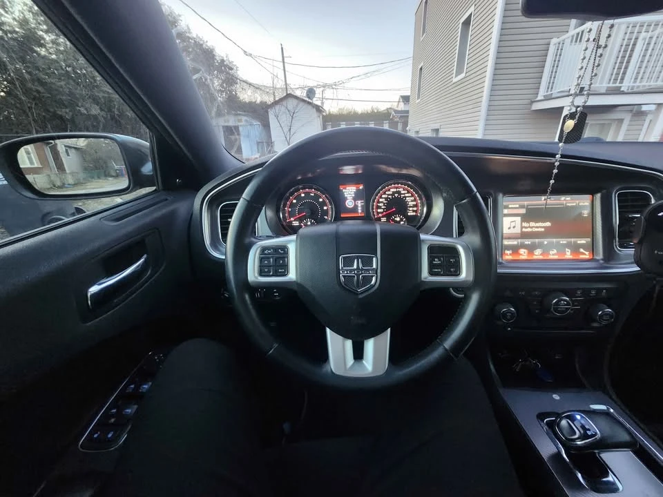 2013 Dodge Charger 7th Gen - Image 9 of 10