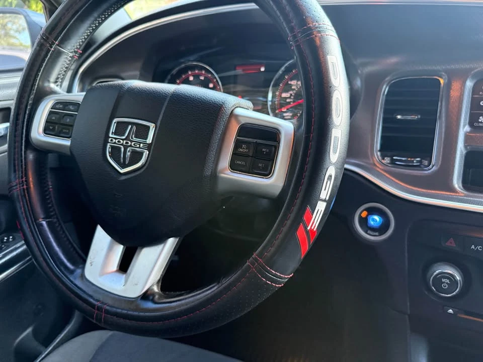 2013 Dodge Charger 7th Gen - Image 14 of 19