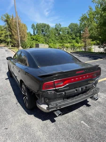 2013 Dodge Charger 7th Gen - Image 3 of 13
