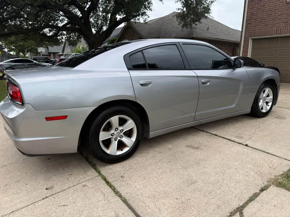 2013 Dodge Charger 7th Gen - Image 17 of 19