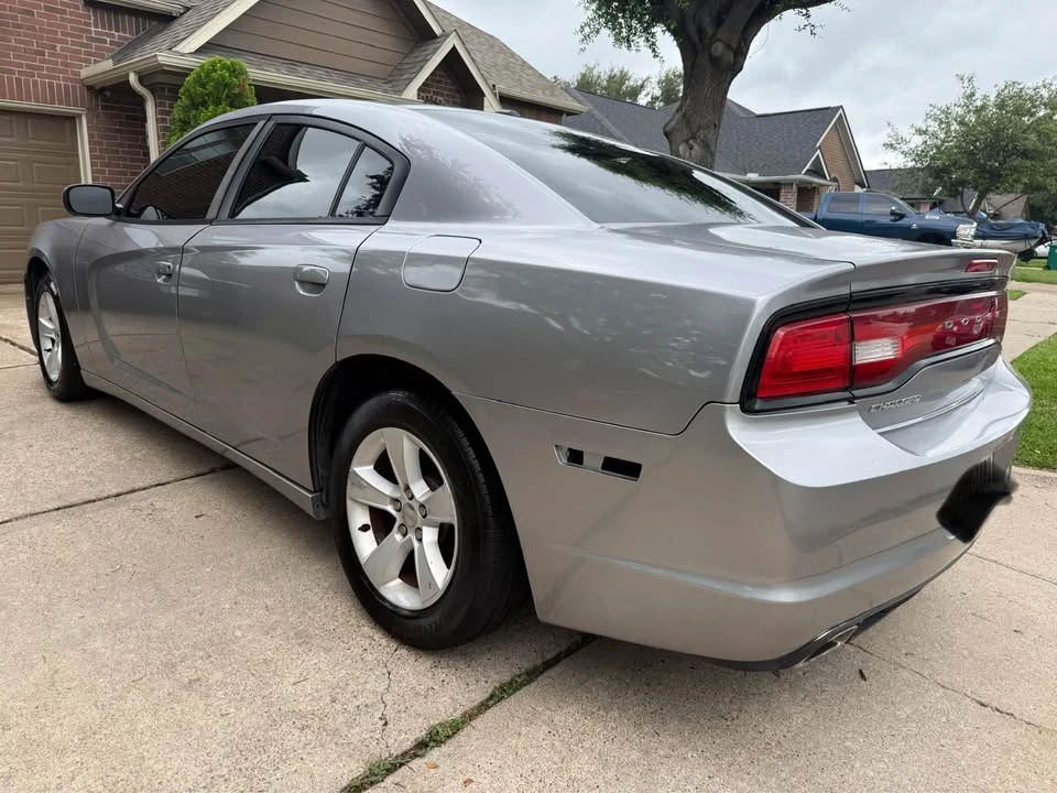 2013 Dodge Charger 7th Gen - Image 4 of 19