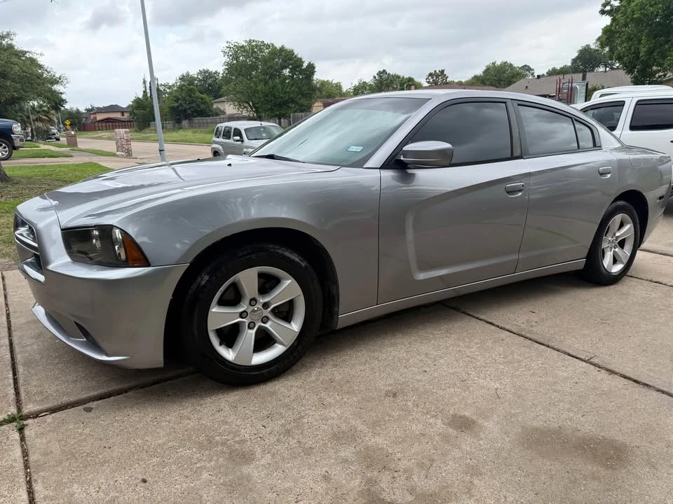 2013 Dodge Charger 7th Gen - Image 2 of 19