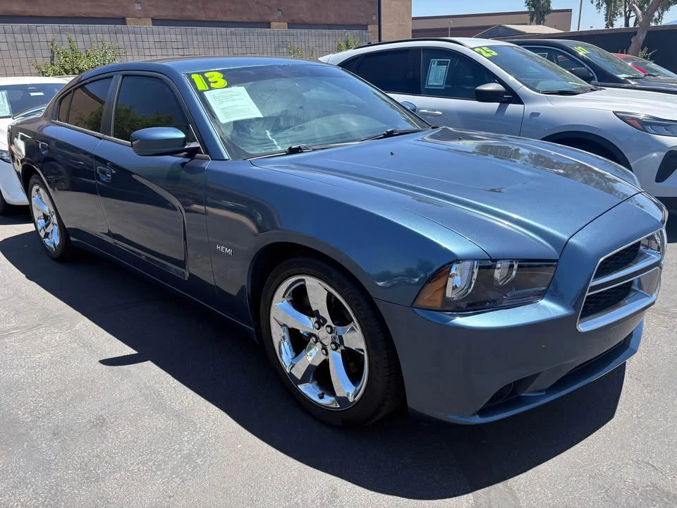 2013 Dodge Charger 7th Gen - Image 2 of 13