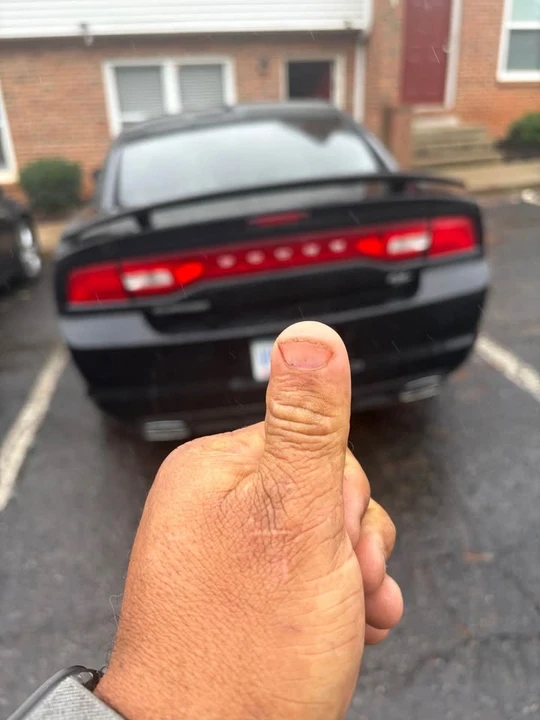 2013 Dodge Charger 7th Gen - Image 12 of 15