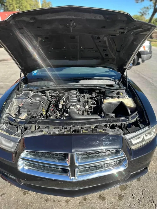 2013 Dodge Charger 6th Gen - Image 5 of 8