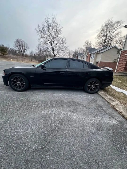 2013 Dodge Charger 6th Gen - Image 2 of 6