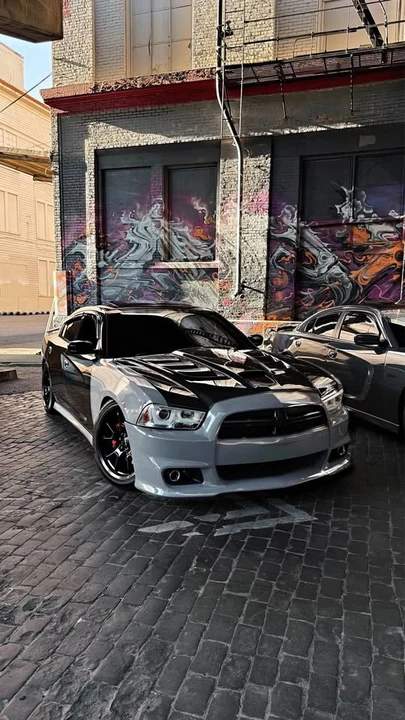 2013 Dodge Charger 7th Gen - Image 2 of 15