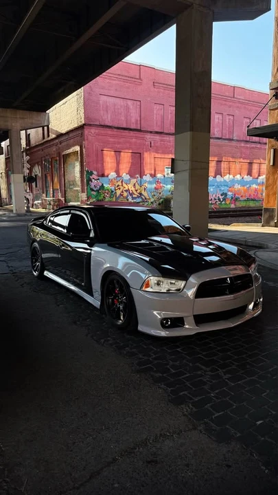 2013 Dodge Charger 7th Gen - Image 5 of 15