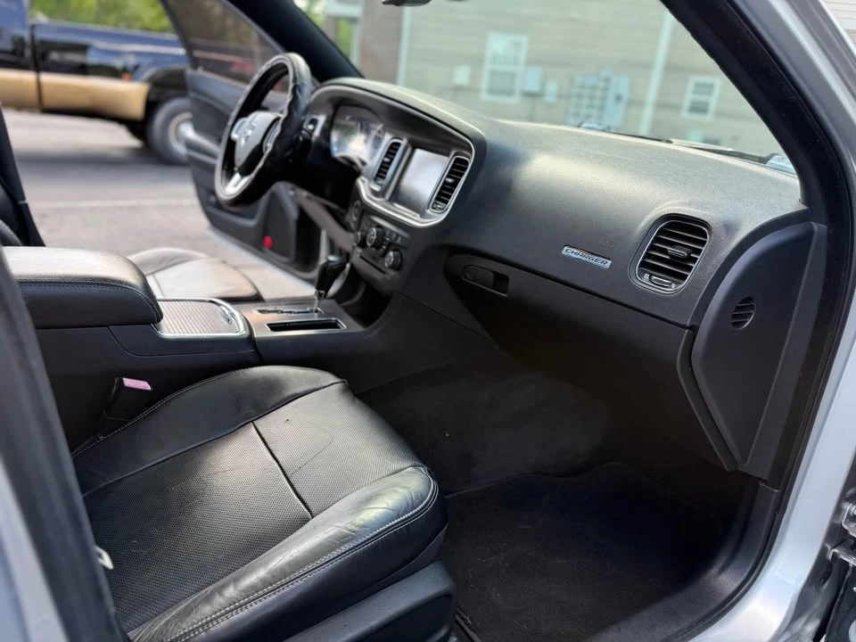 2013 Dodge Charger 7th Gen - Image 14 of 16