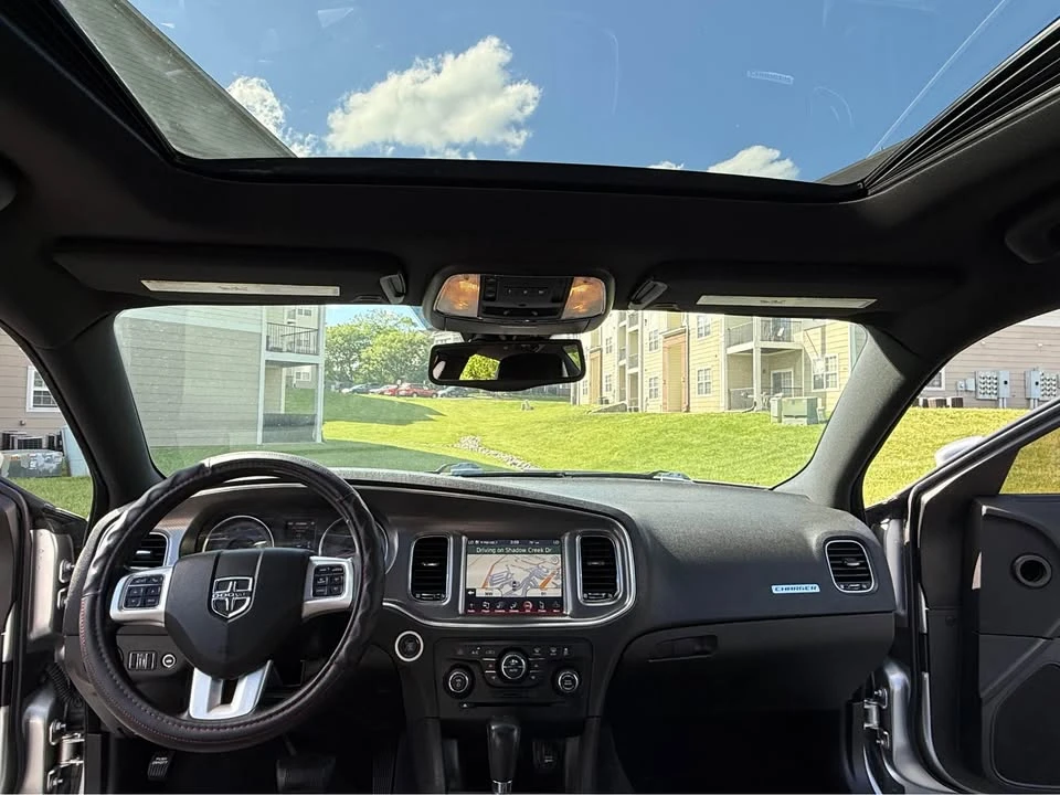 2013 Dodge Charger 7th Gen - Image 10 of 16