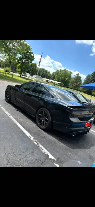 2013 Dodge Charger 7th Gen - Image 2 of 6