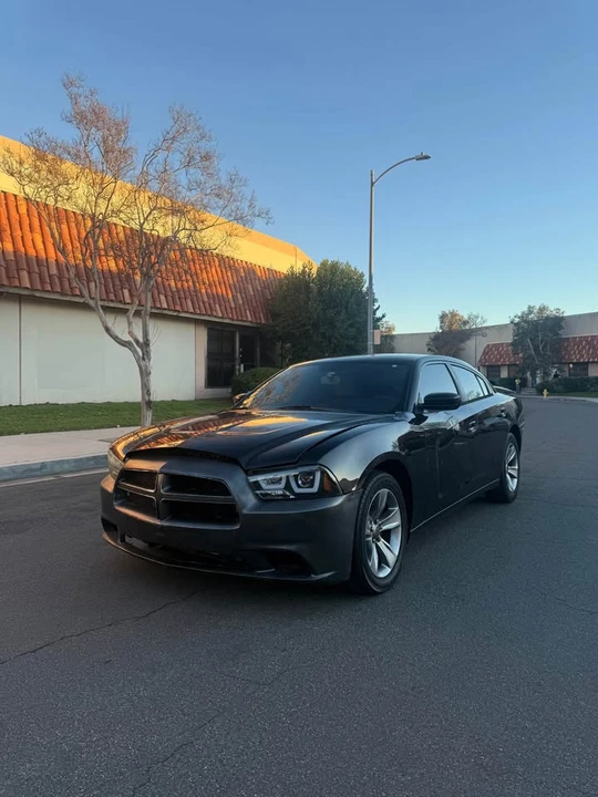 2013 Dodge Charger 6th Gen - Image 2 of 9
