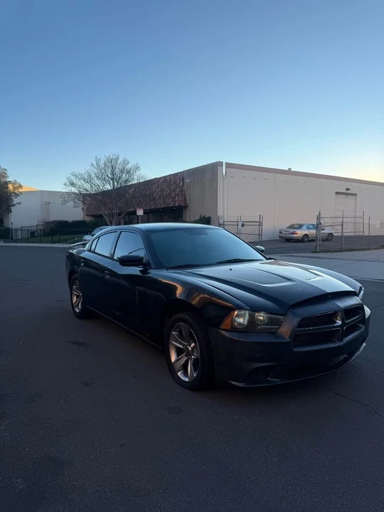 2013 Dodge Charger 6th Gen - Image 3 of 9