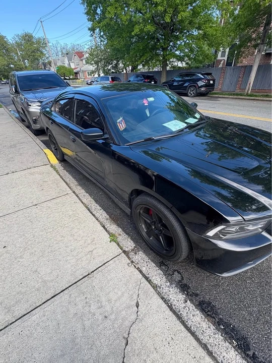 2013 Dodge Charger 7th Gen - Image 2 of 6
