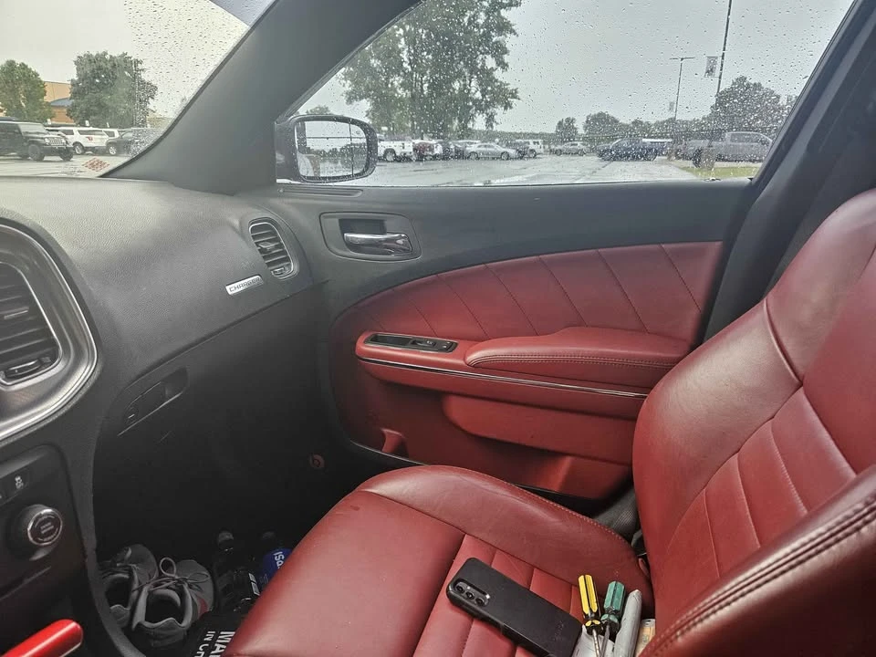 2013 Dodge Charger 7th Gen - Image 12 of 15