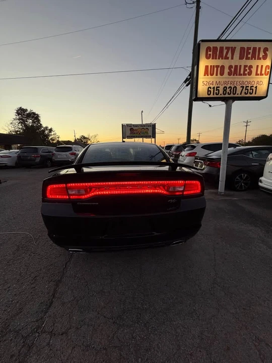 2013 Dodge Charger 7th Gen - Image 9 of 11