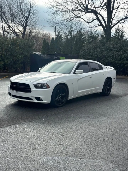 2013 Dodge Charger 6th Gen - Image 3 of 15