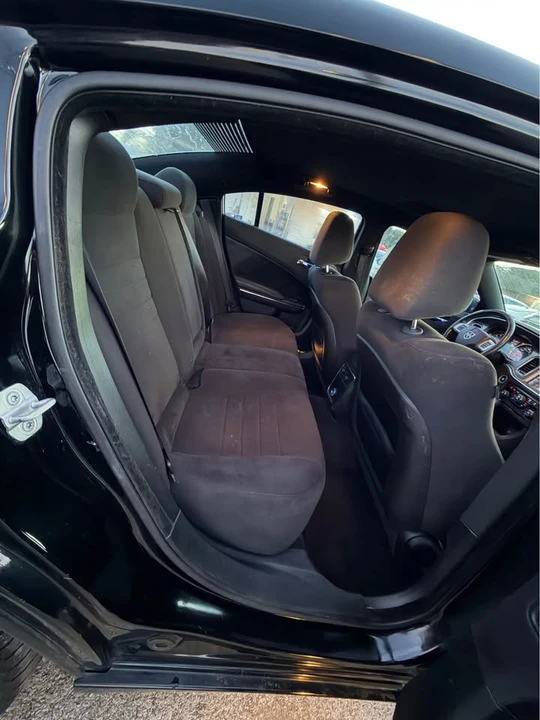 2013 Dodge Charger 7th Gen - Image 6 of 11