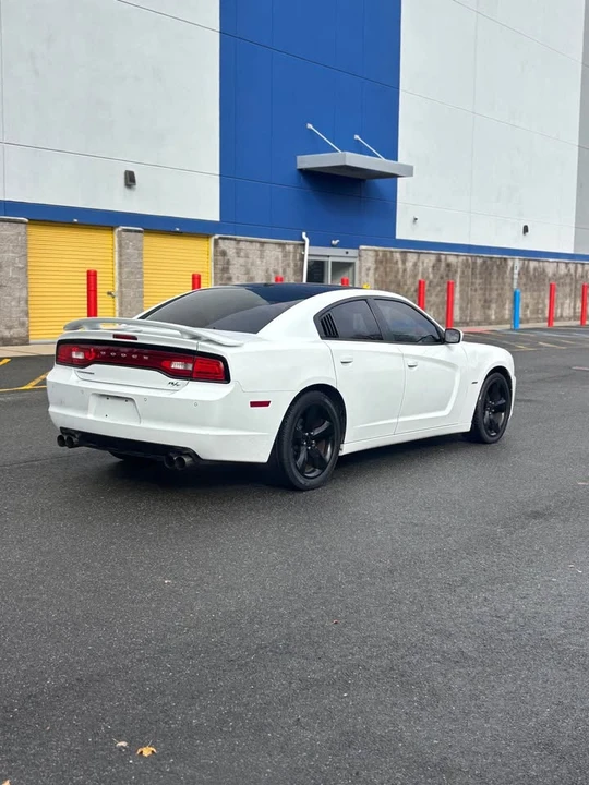 2013 Dodge Charger 6th Gen - Image 6 of 15