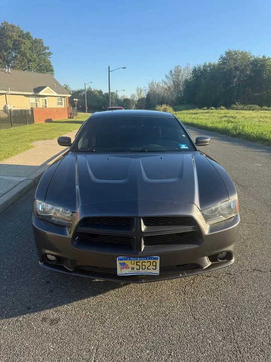 2013 Dodge Charger 7th Gen - Image 4 of 13
