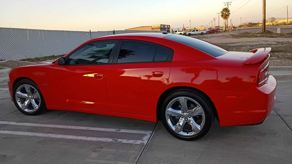 2013 Dodge Charger 6th Gen - Image 4 of 7