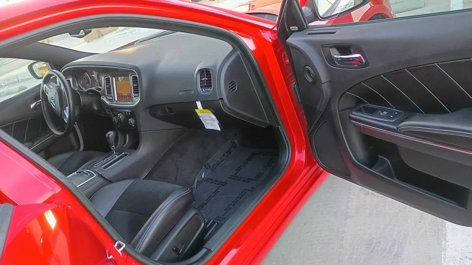 2013 Dodge Charger 6th Gen - Image 6 of 7