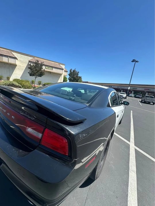 2013 Dodge Charger 7th Gen - Image 4 of 19