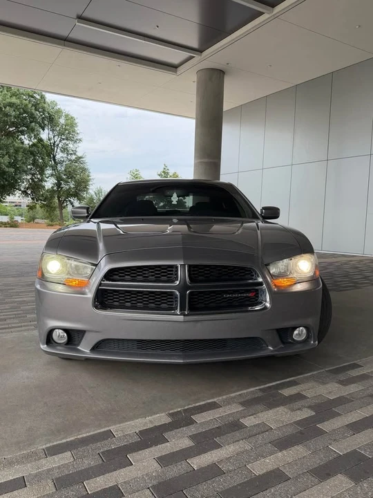2013 Dodge Charger 7th Gen - Image 2 of 20