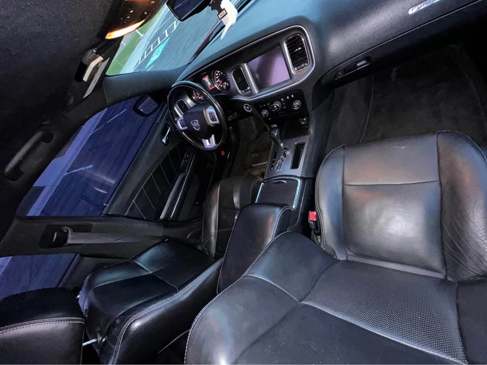 2013 Dodge Charger 7th Gen - Image 16 of 18