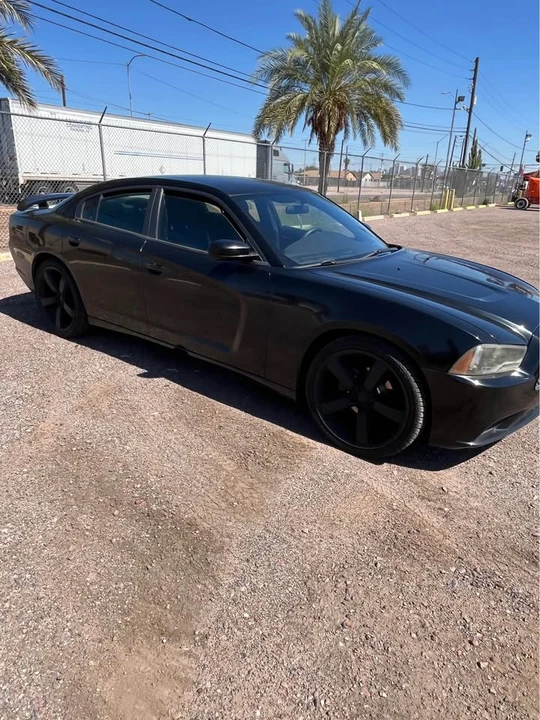 2013 Dodge Charger 7th Gen - Image 10 of 11