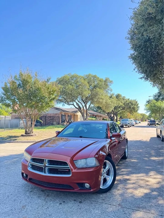 2013 Dodge Charger 7th Gen - Image 9 of 10