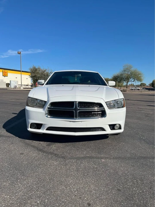 2013 Dodge Charger 6th Gen - Image 5 of 14