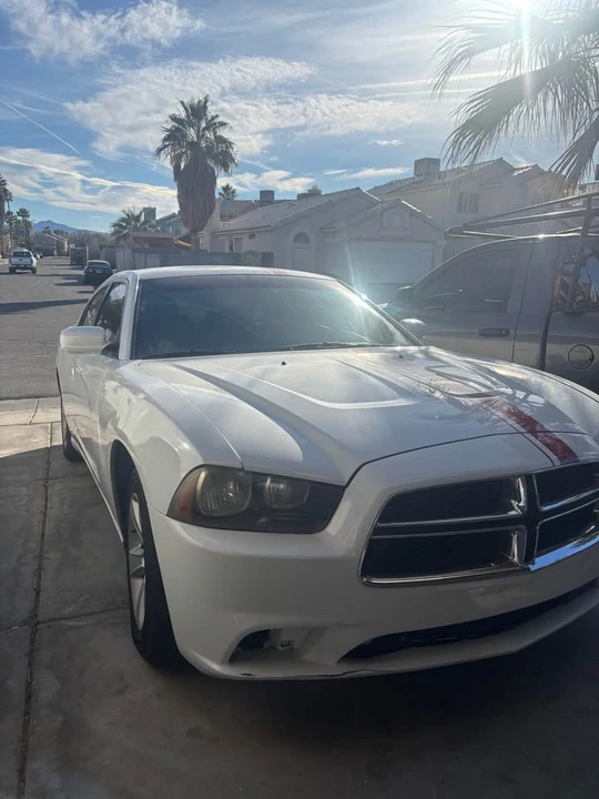 2013 Dodge Charger 7th Gen - Image 2 of 8