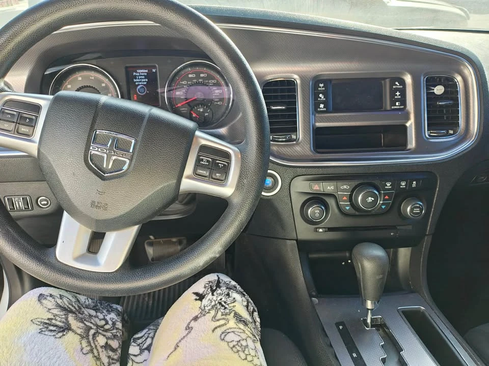 2013 Dodge Charger 7th Gen - Image 6 of 8