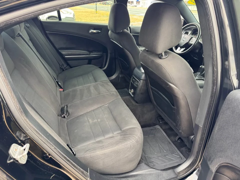 2013 Dodge Charger 6th Gen - Image 5 of 13