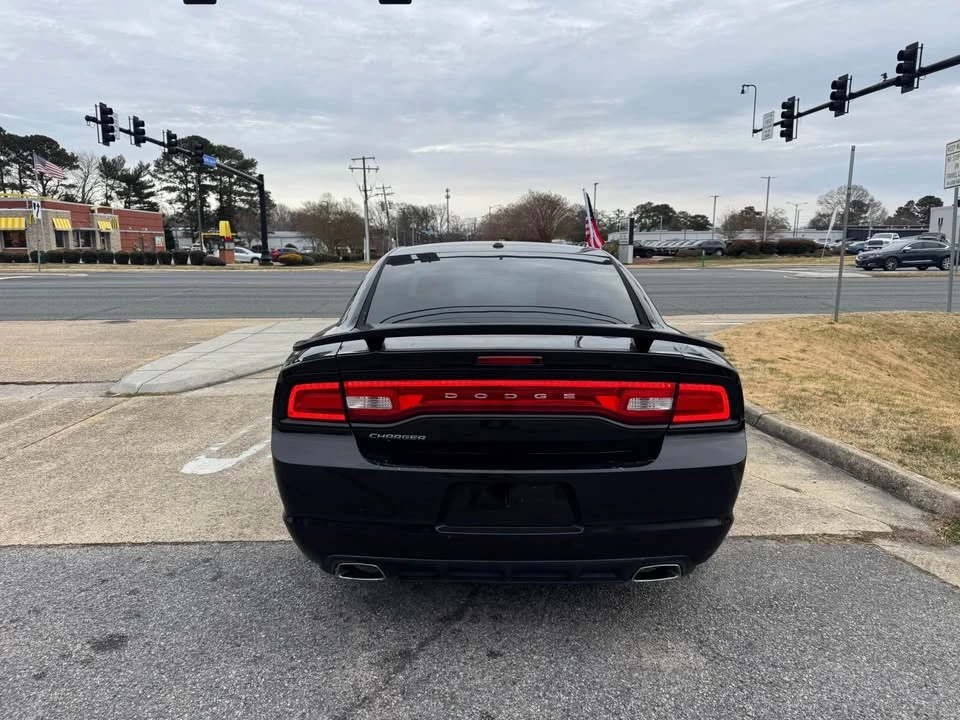 2013 Dodge Charger 6th Gen - Image 3 of 13