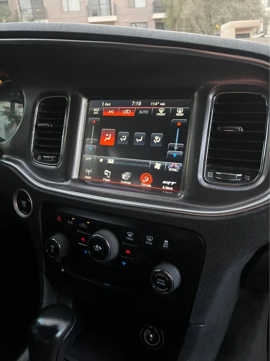 2013 Dodge Charger 7th Gen - Image 5 of 6