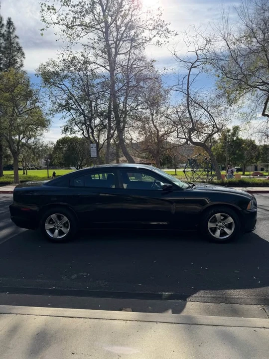 2013 Dodge Charger 7th Gen - Image 2 of 14